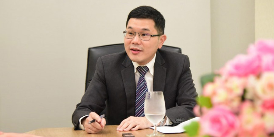 จากแพทย์สู่เส้นทางผู้พิพากษา